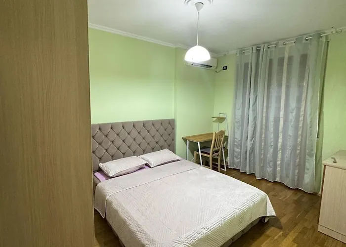 Robisa's Haven Apartament *